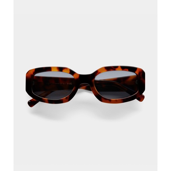 VEHLA Accessories - Vehla “INDI” sunglasses in tort/smoke